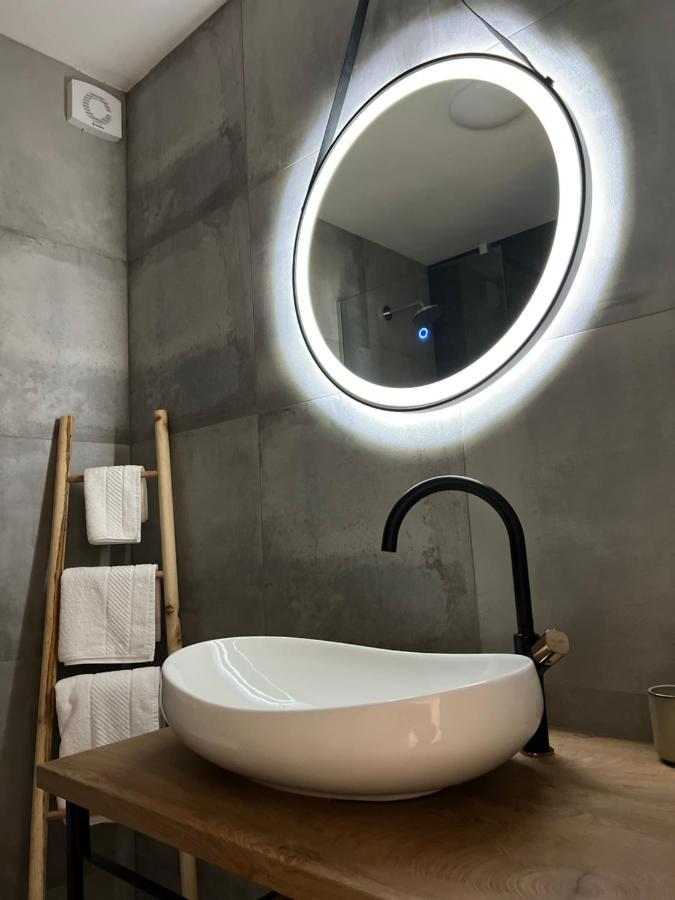 Apartmani Cube A 메덜린 외부 사진