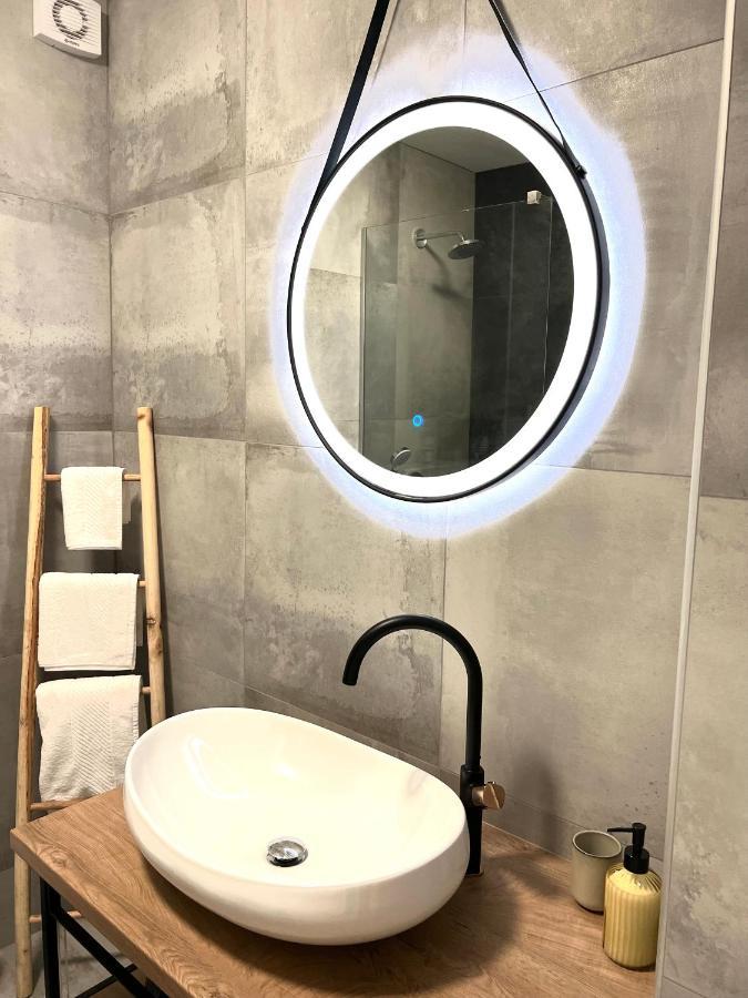 Apartmani Cube A 메덜린 외부 사진