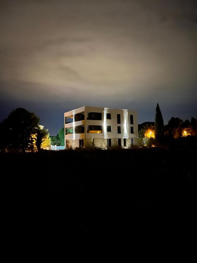 Apartmani Cube A 메덜린 외부 사진