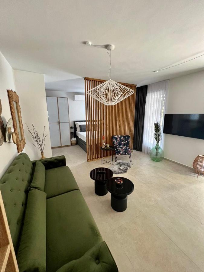 Apartmani Cube A 메덜린 외부 사진